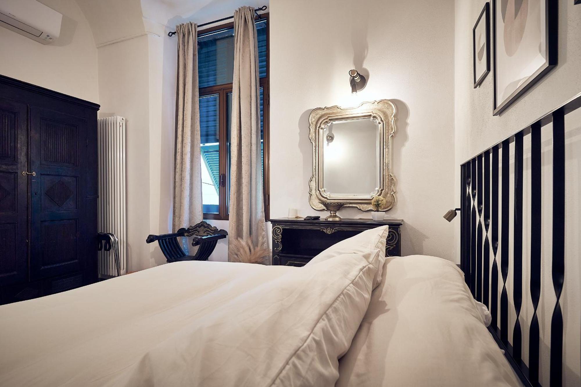 Hotel A Ca' De Lisetta à Albenga Extérieur photo