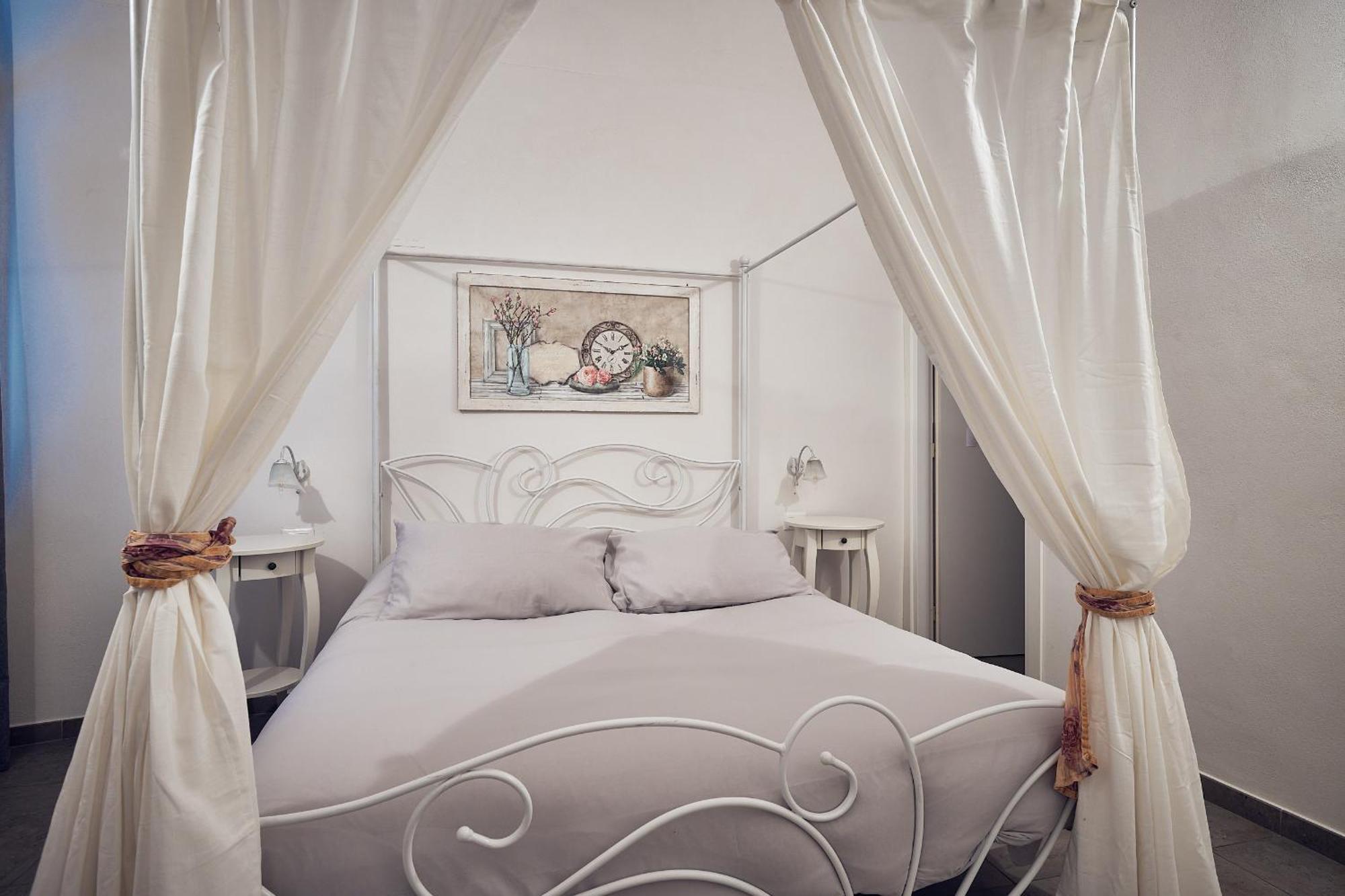 Hotel A Ca' De Lisetta à Albenga Extérieur photo