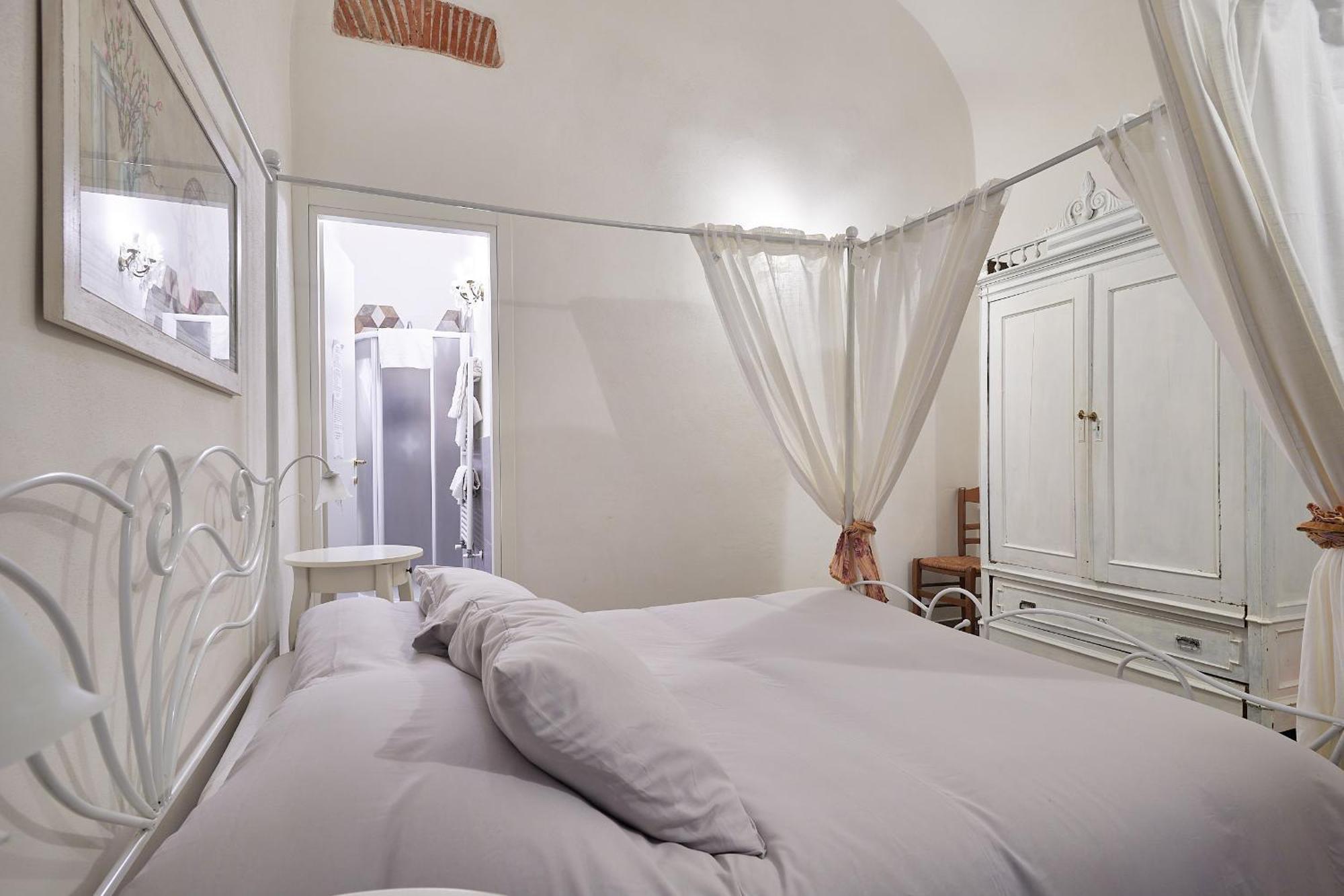 Hotel A Ca' De Lisetta à Albenga Extérieur photo