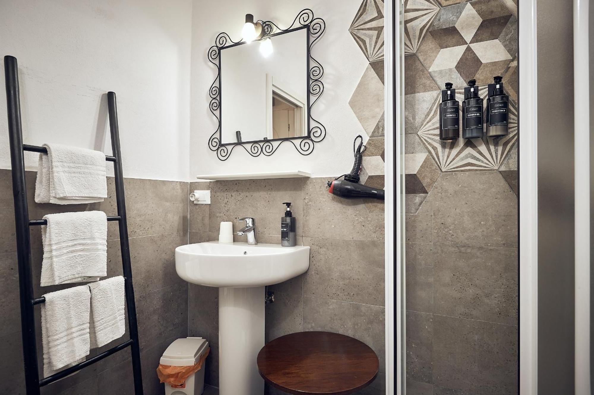 Hotel A Ca' De Lisetta à Albenga Extérieur photo