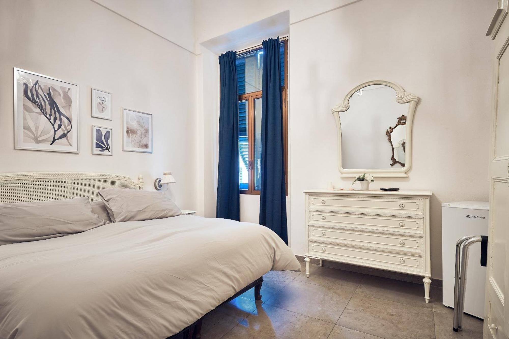 Hotel A Ca' De Lisetta à Albenga Extérieur photo