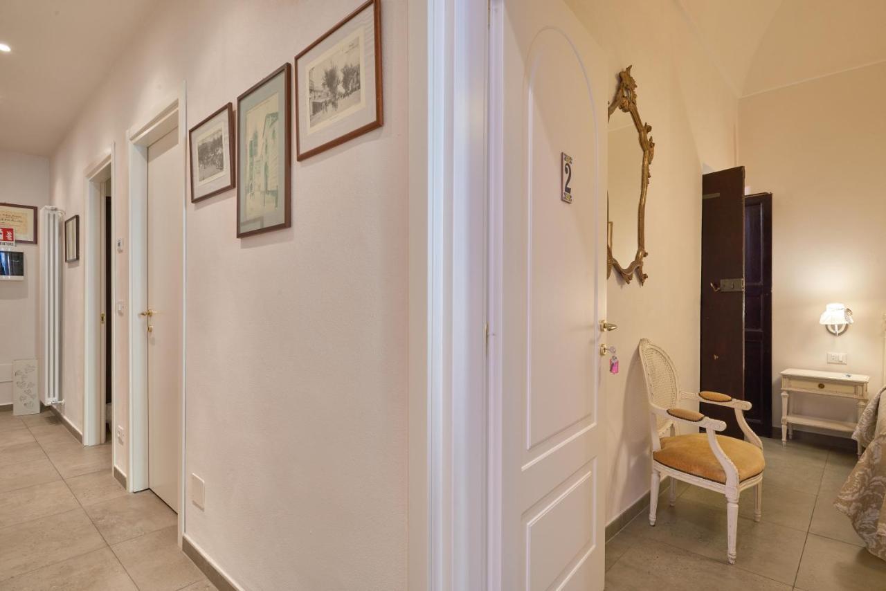 Hotel A Ca' De Lisetta à Albenga Extérieur photo